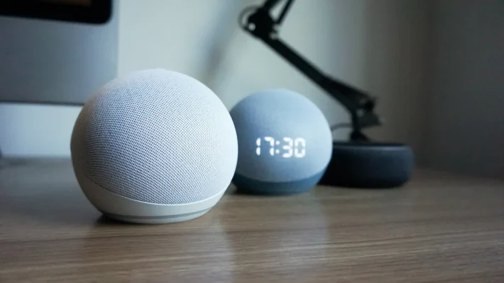 Best Mobile Virtual Assistant Apps for Android and iPhone including Alexa